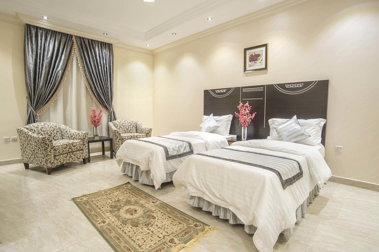 Al Ezzah Palace Hotel Suites Jeddah Exterior photo